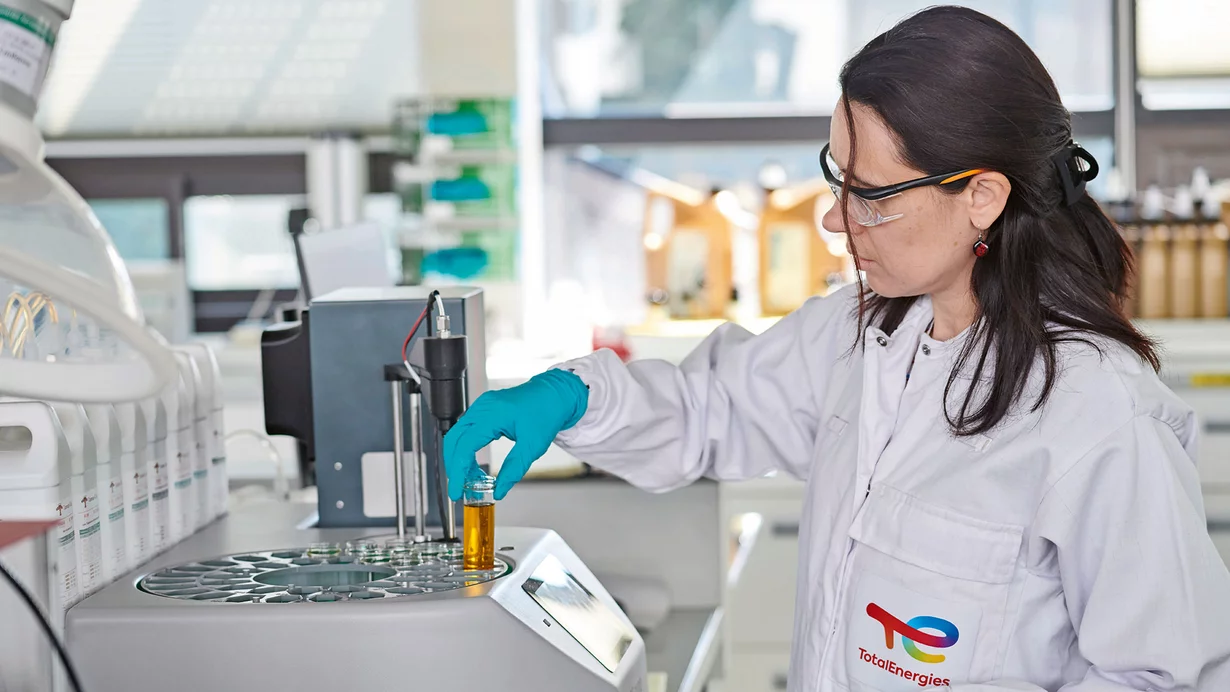 
										Huile moteur polyvalente
									